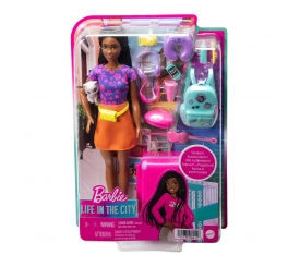 HGX55 Barbie Brooklyn Seyahatte Bebeği ve Aksesuarları